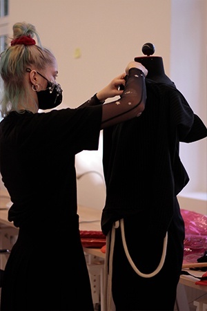About Fashion Styling Modedesign